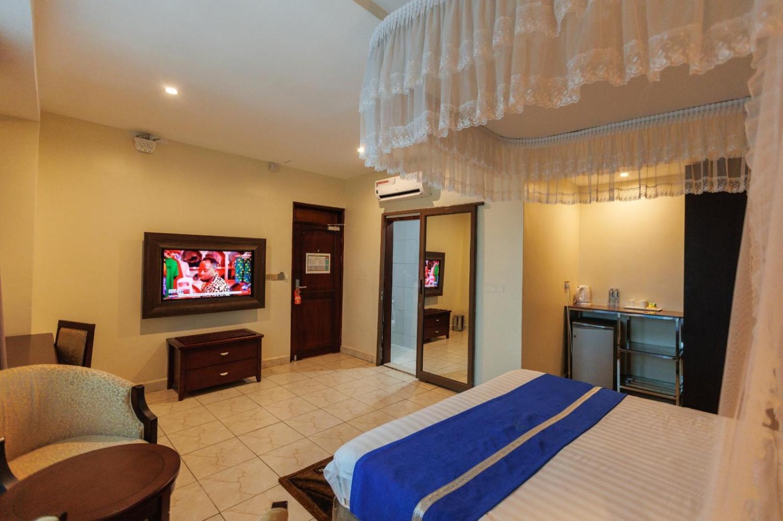 Koki Hotel Kampala Extérieur photo