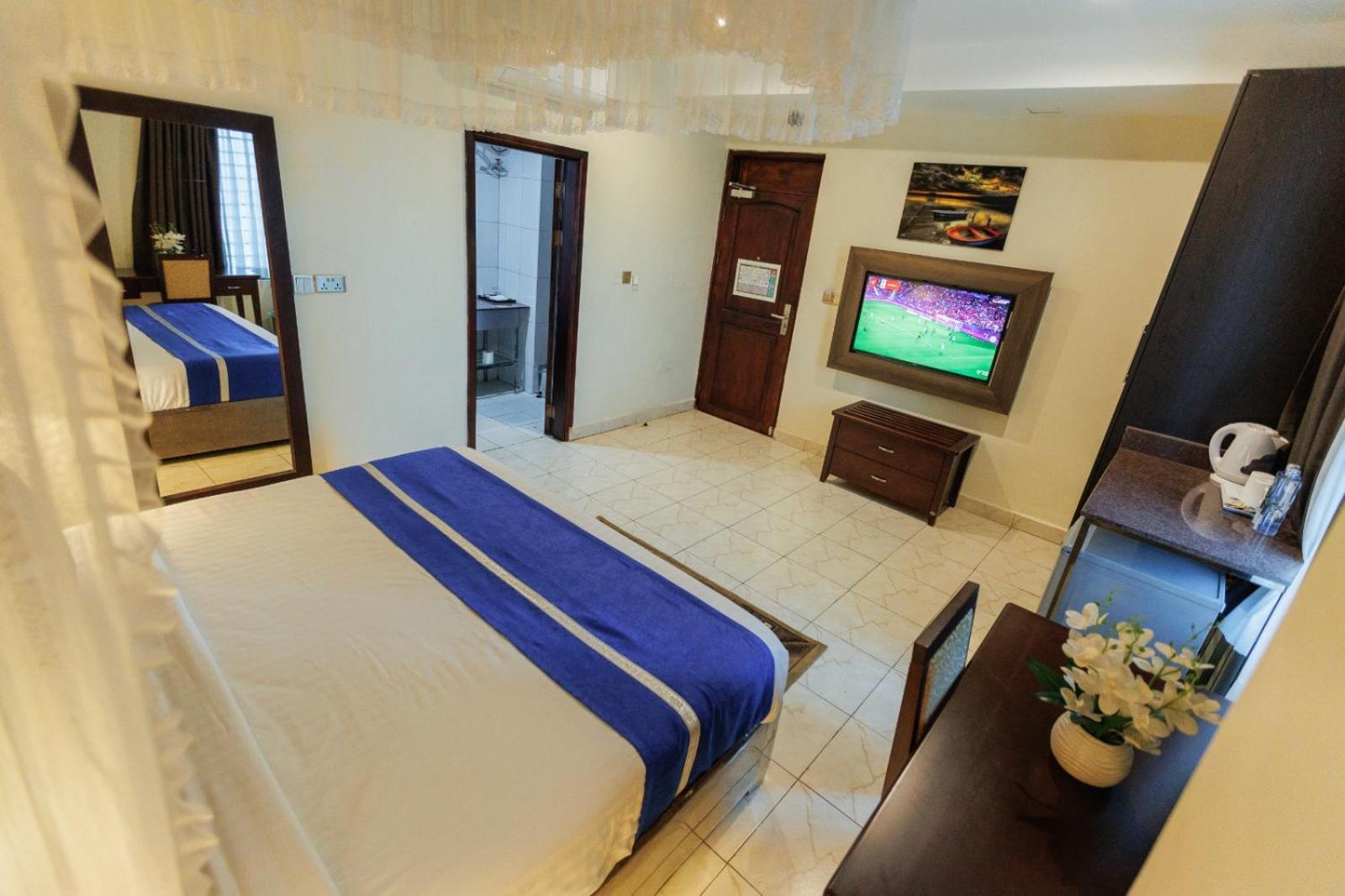 Koki Hotel Kampala Extérieur photo