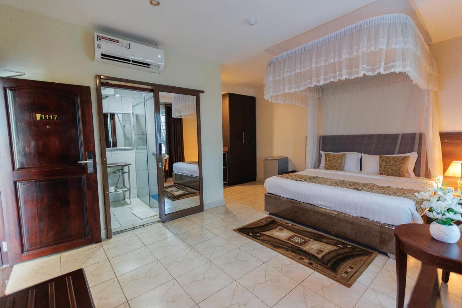 Koki Hotel Kampala Extérieur photo