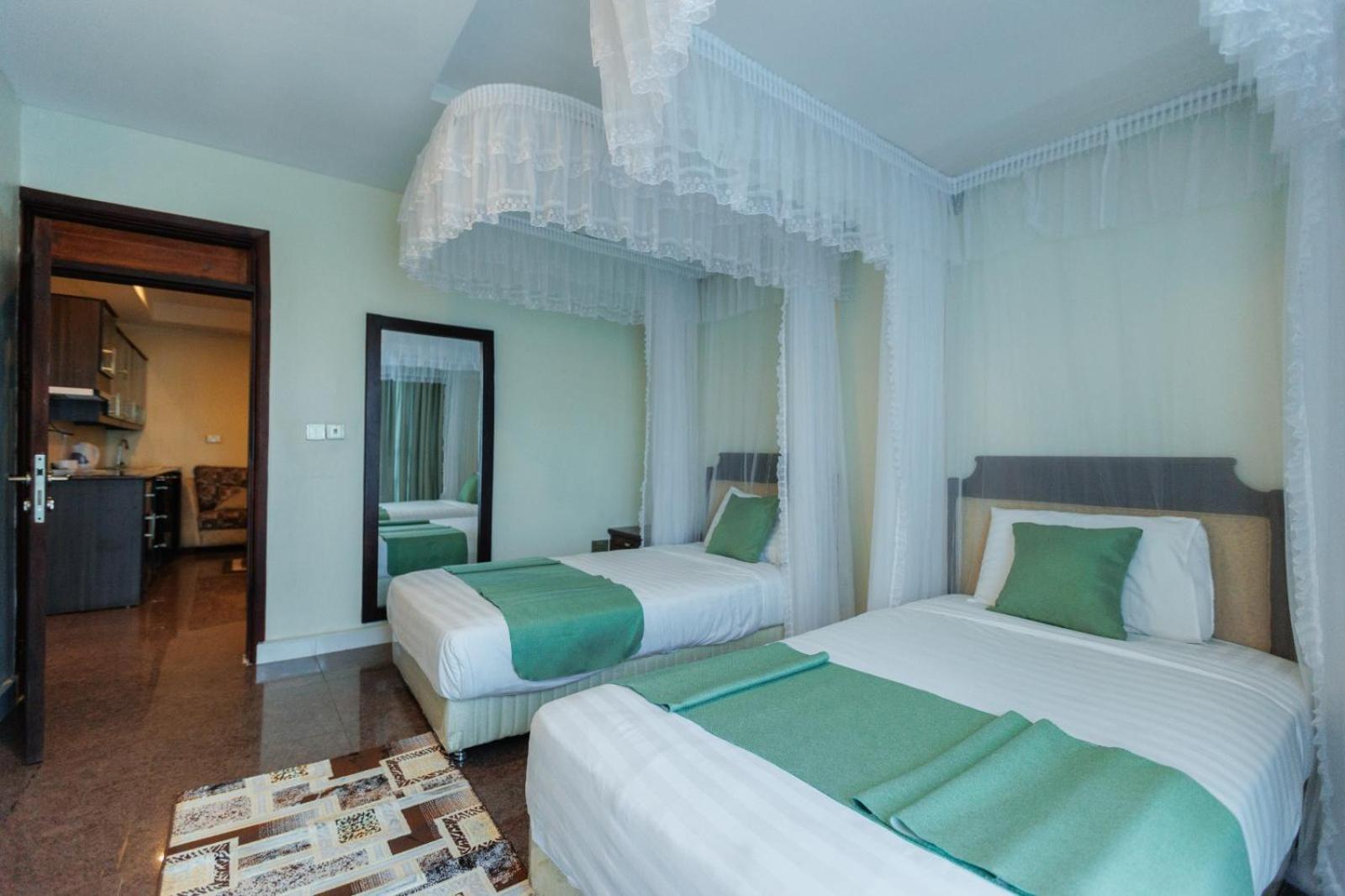 Koki Hotel Kampala Extérieur photo