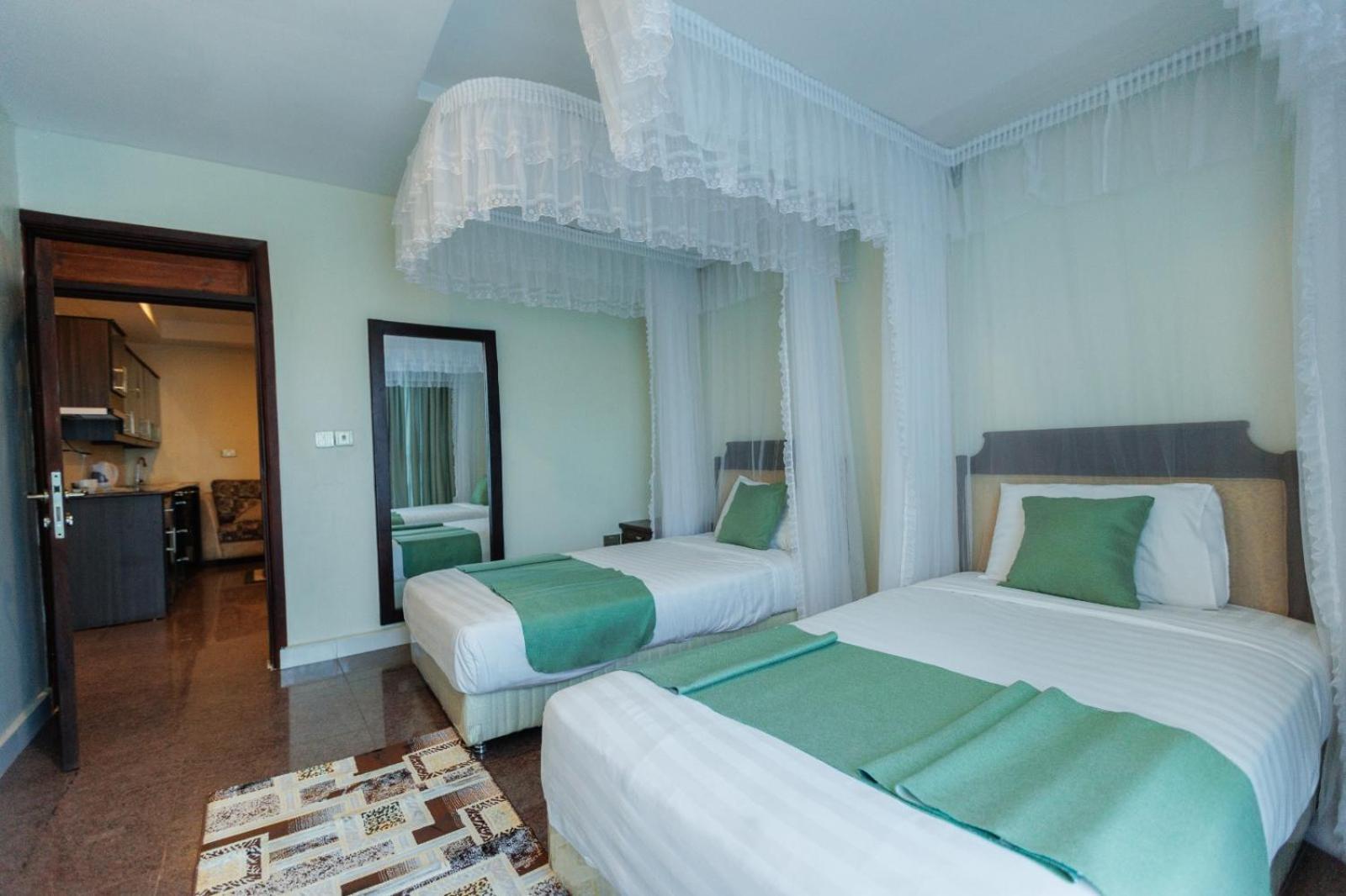 Koki Hotel Kampala Extérieur photo
