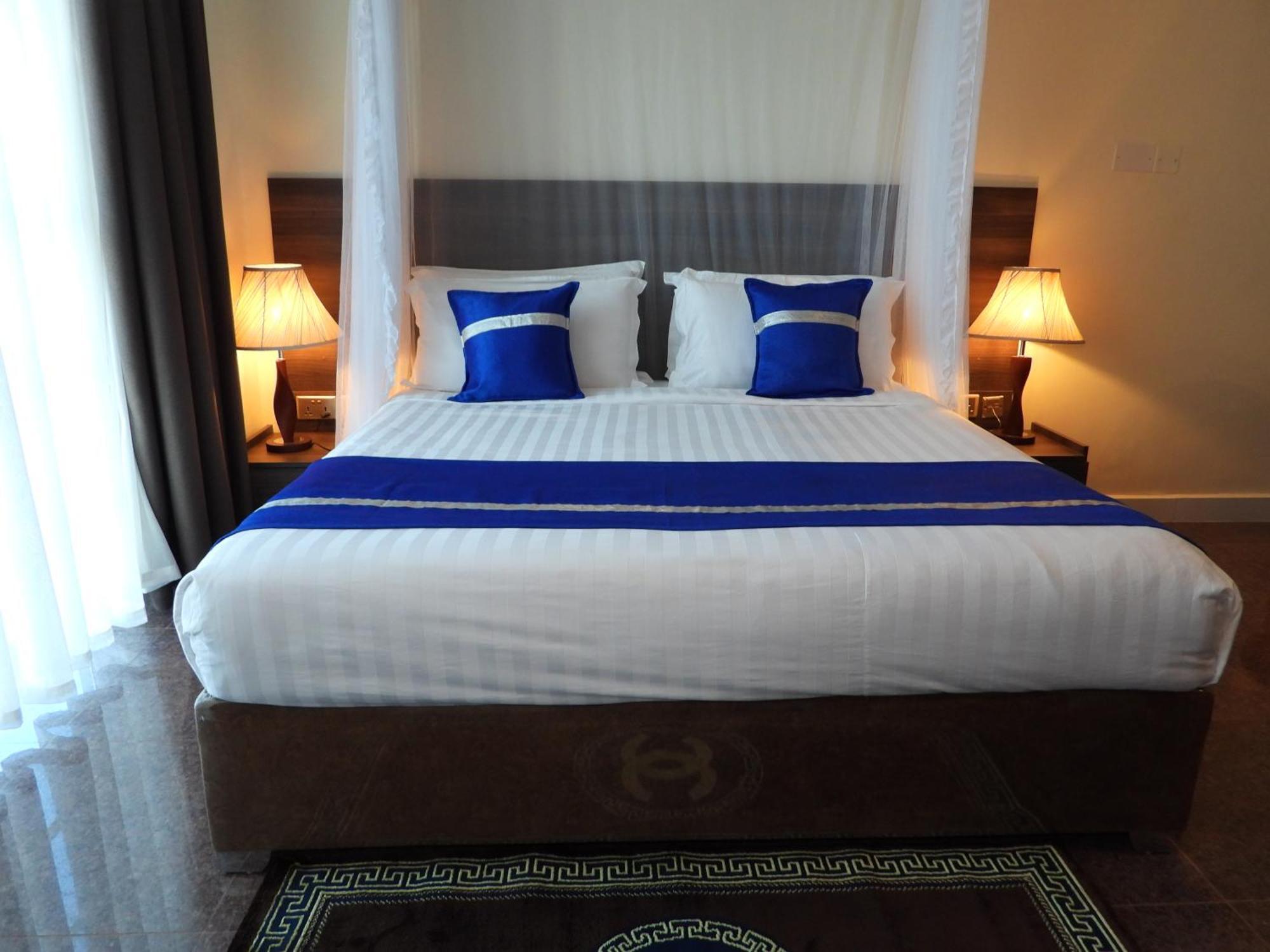 Koki Hotel Kampala Extérieur photo
