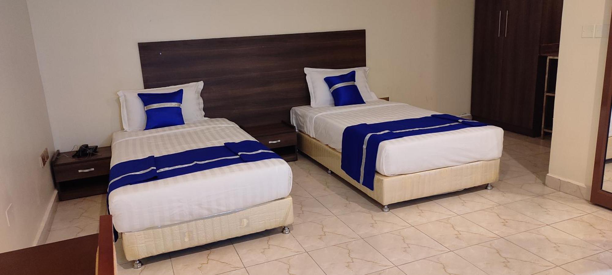 Koki Hotel Kampala Extérieur photo